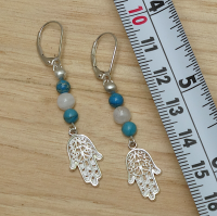 Oorhangers 'Hamsa in blue'